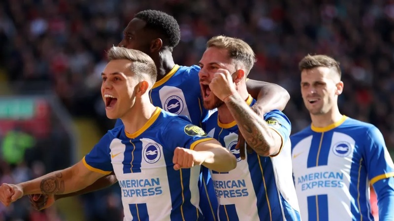  áo của CLB Brighton And Hove Albion