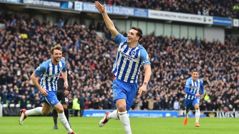 Lewis Dunk - cầu thủ tài năng của CLB Brighton