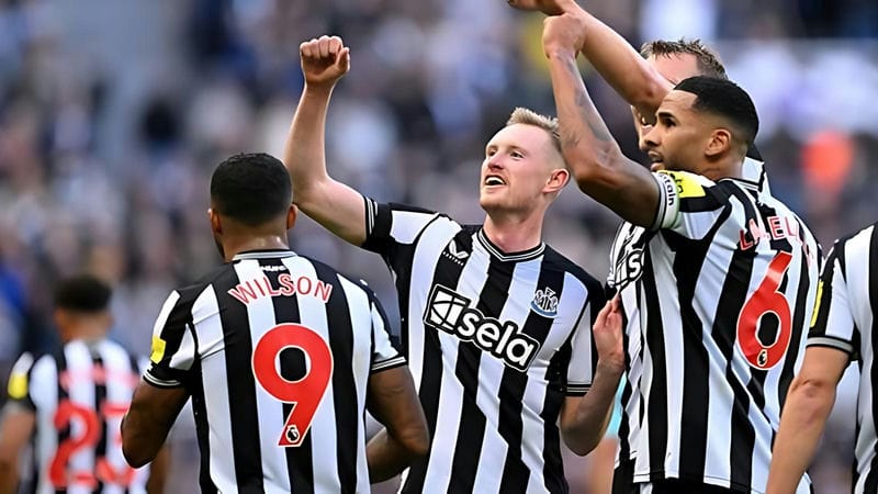 Newcastle United có lối chơi chủ động, liên tục áp đảo 