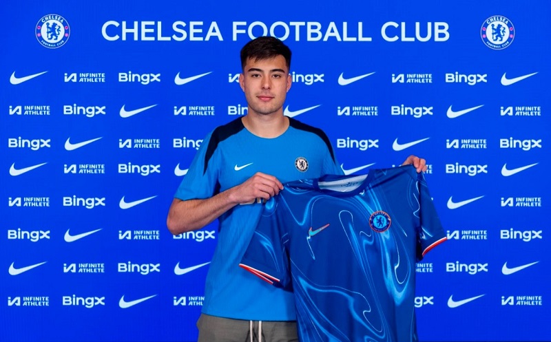 Chelsea chào đón Aaron Anselmino trong kỳ chuyển nhượng hè này