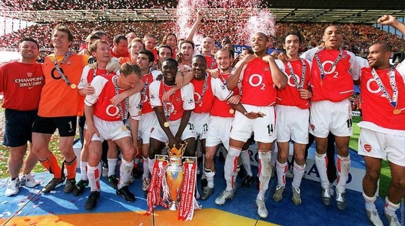 Arsenal vô địch mùa giải 2003/04 với thành tích vô tiền khoáng hậu