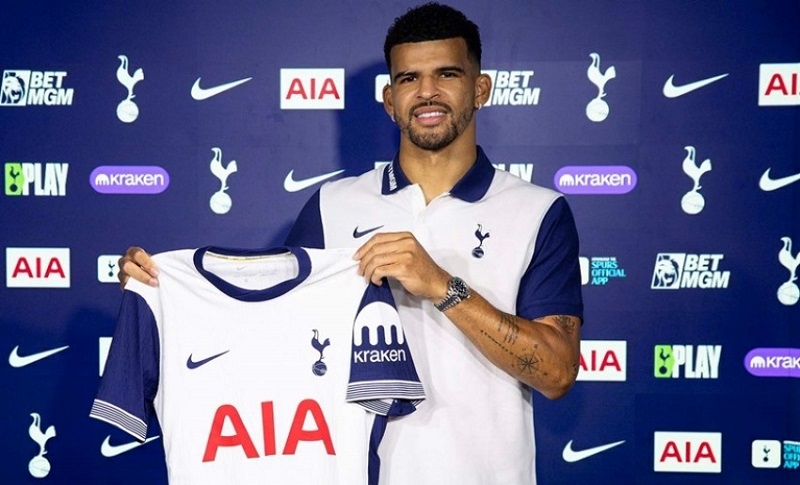 Tottenham thành công ký hợp đồng với Solanke
