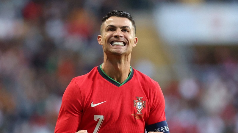 Cristiano Ronaldo - Thợ săn kỷ lục vĩ đại