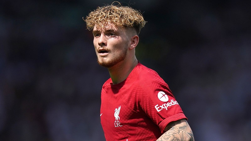 Harvey Elliott không được trọng dụng tại Liverpool