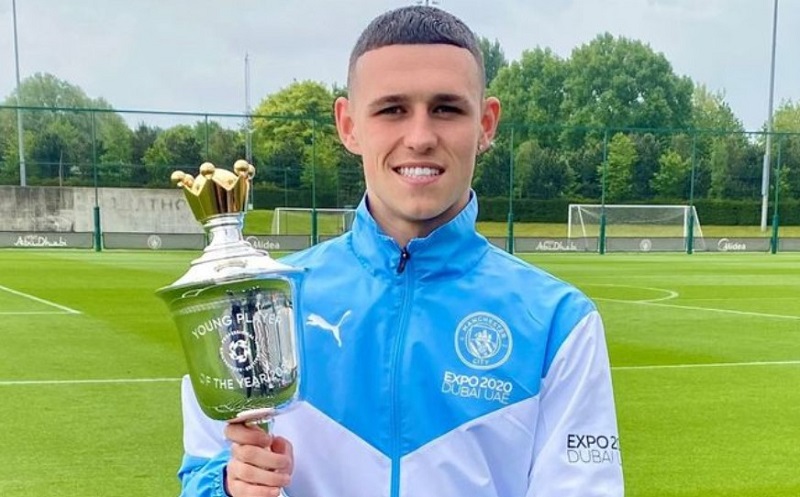 Phil Foden - Cầu thủ trẻ xuất sắc nhất Ngoại hạng Anh mùa giải 2021/22