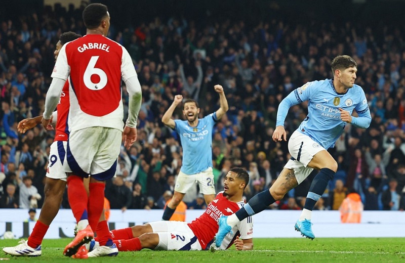 Stones đá bồi ấn định tỷ số 2-2 cho Man City